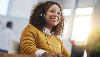 تیم کارشناس بیمه‌های بازنشستگی بیمه ازما بهترین خدمات بیمه‌ای را به شما ارائه می‌دهند.