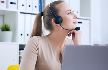 کارشناسان بیمه ازما آمادهاند تا بهترین خدمات را در راستای راهنمایی بیمه مدیر ساختمان ارائه دهند